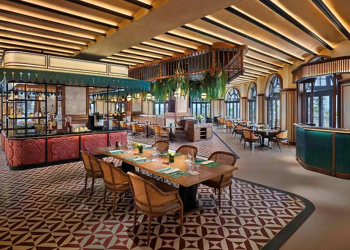 Khu nghỉ mát Moevenpick 5*